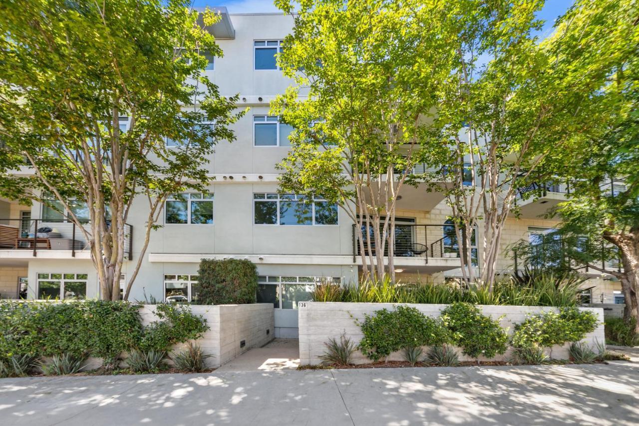 Fairfax District Chic City Oasis 2 Bedroom Apt With Den 136 Los Angeles Exterior foto