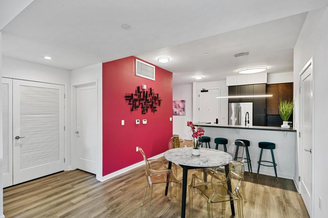 Fairfax District Chic City Oasis 2 Bedroom Apt With Den 136 Los Angeles Exterior foto